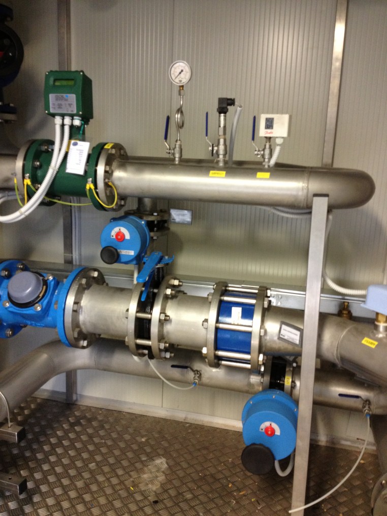 Elettrovalvole e manometri per il controllo visivo